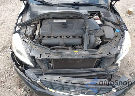 2011 Volvo Xc60 3.2/3.2 R-Design from USA, damaged, VIN YV4952DL1B2163771